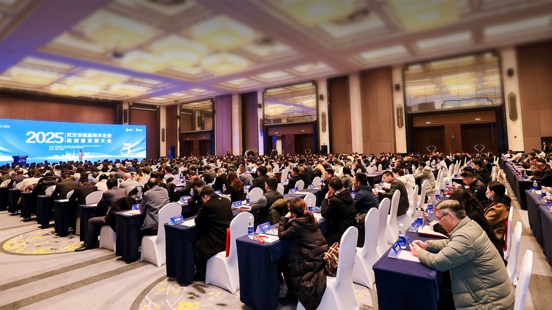 小标题：中小企业信息服务的挑战